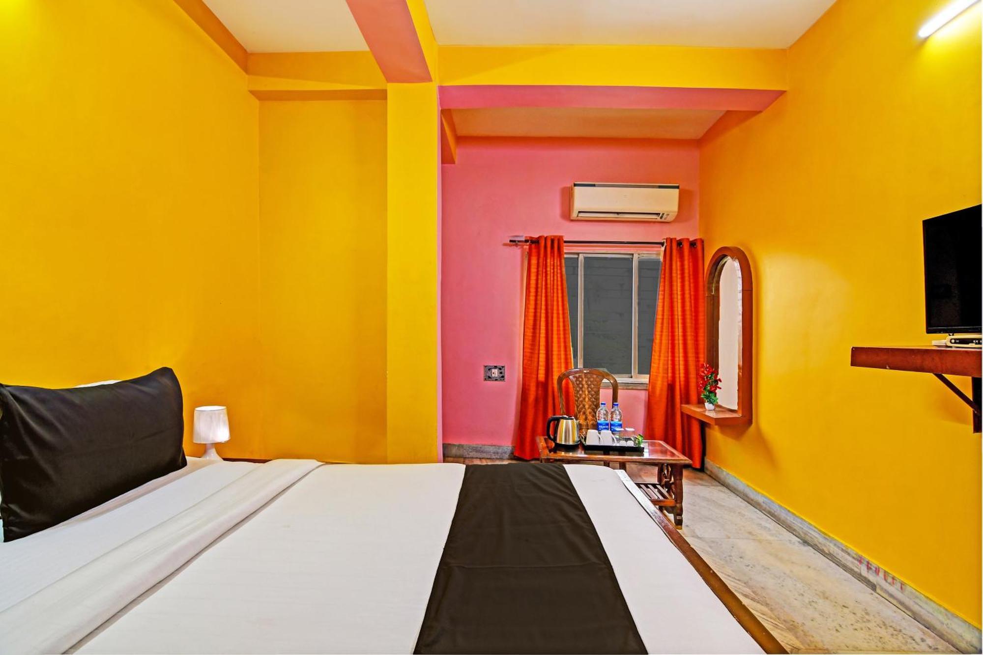 OYO Flagship 75235 Hotel Red Rose Kalkutta Exterior foto